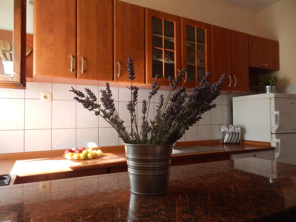 Guesthouse Aria Трогір Номер фото